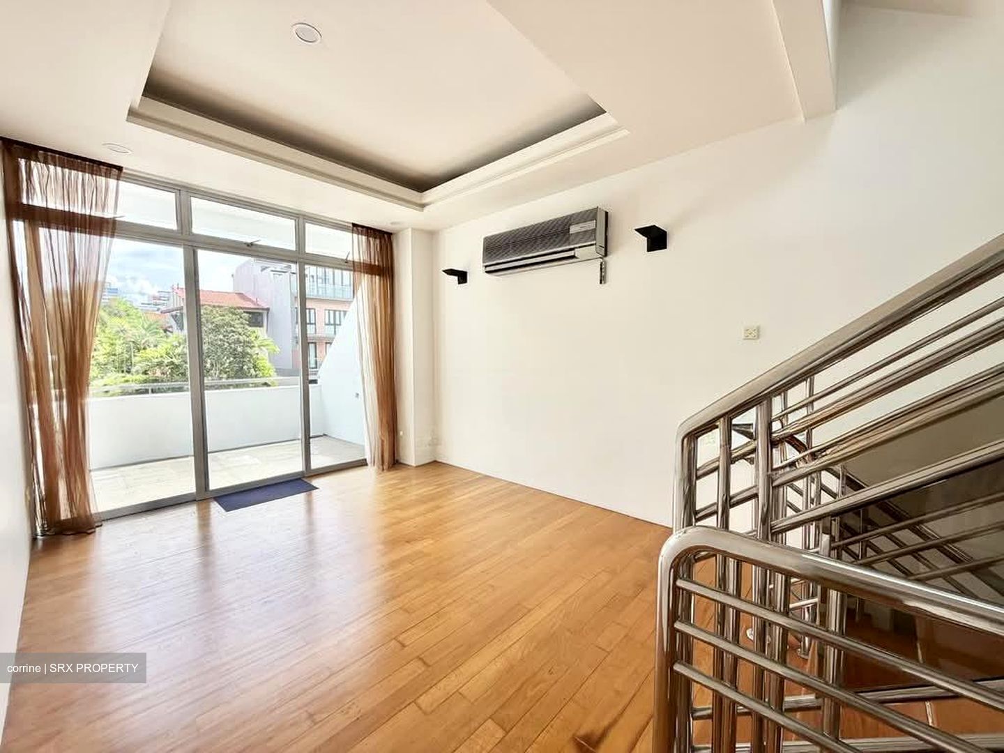 East Coast Hill (D16), Semi-Detached #556771661